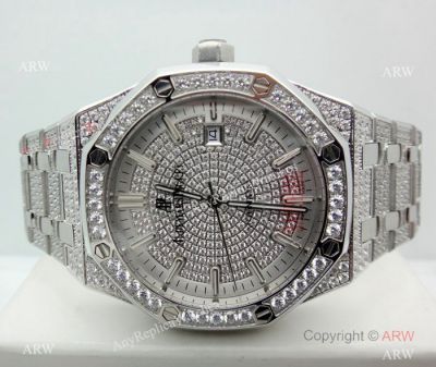 2019 Replica Audemars Piguet Royal Oak Iced Out Diamond Watch 41mm